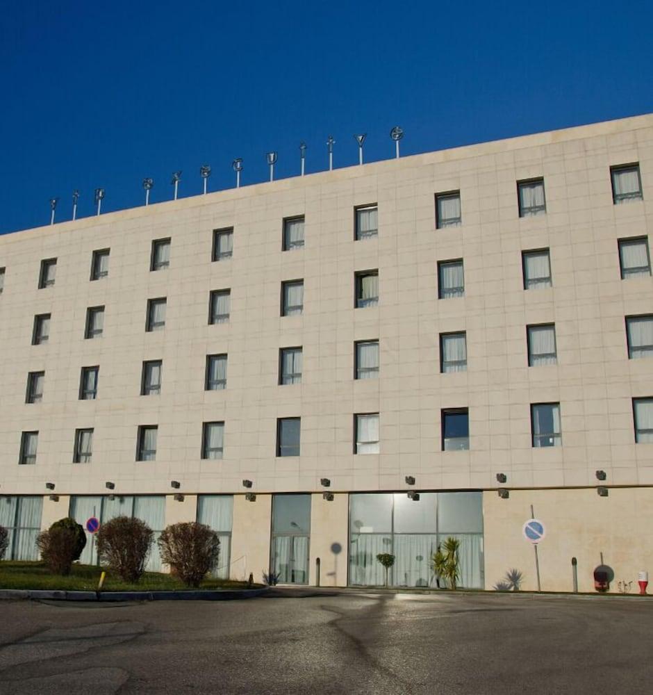 VIP Executive Santa Iria Hotel 99132 — 2