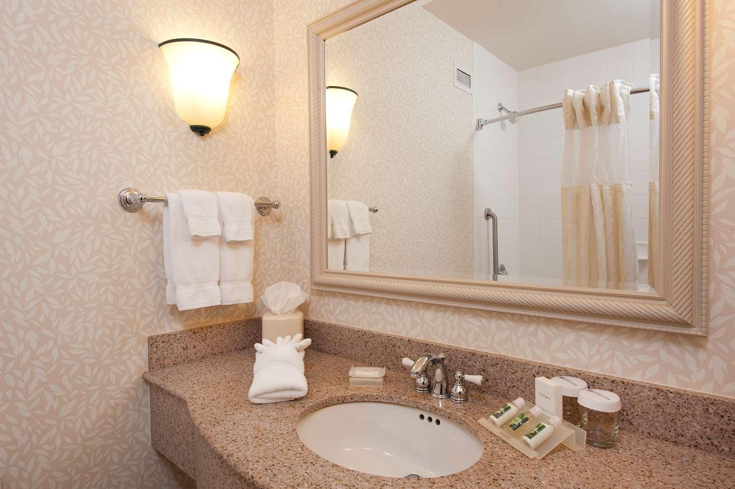 Hilton Garden Inn Grand Forks - UND — 2