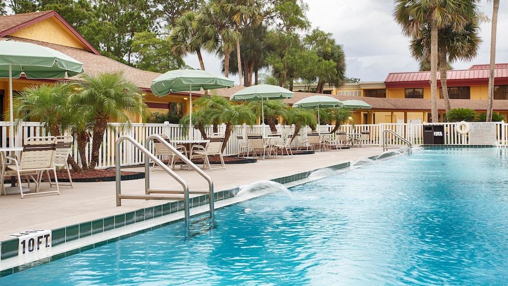 Best Western International Speedway Hotel — 6