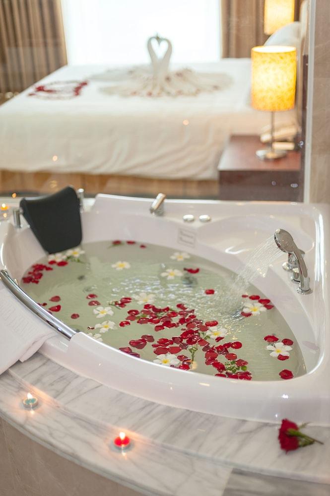 Muong Thanh Nha Trang Hotel — 10