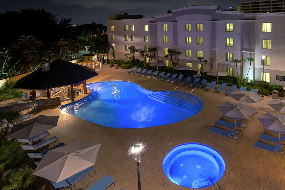 Hampton Inn & Suites San Juan — 3