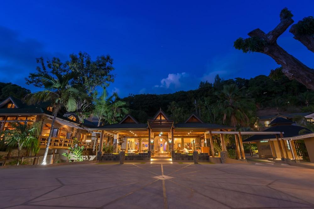 Coco de Mer Hotel and Black Parrot Suites — 2