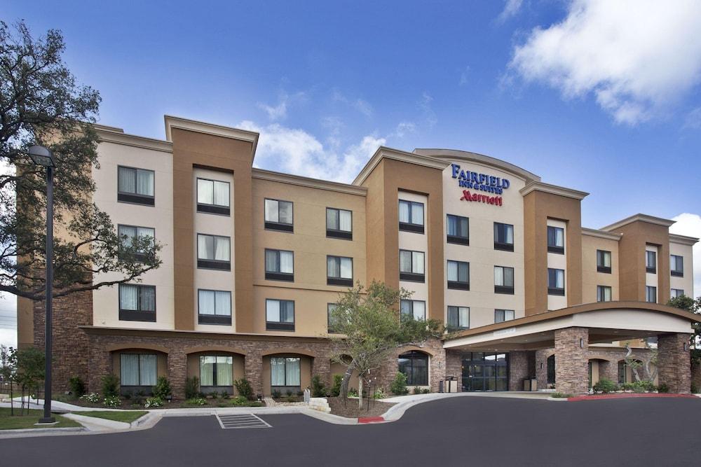 Fairfield Inn and Suites Austin Northwest/Research Blvd — 3