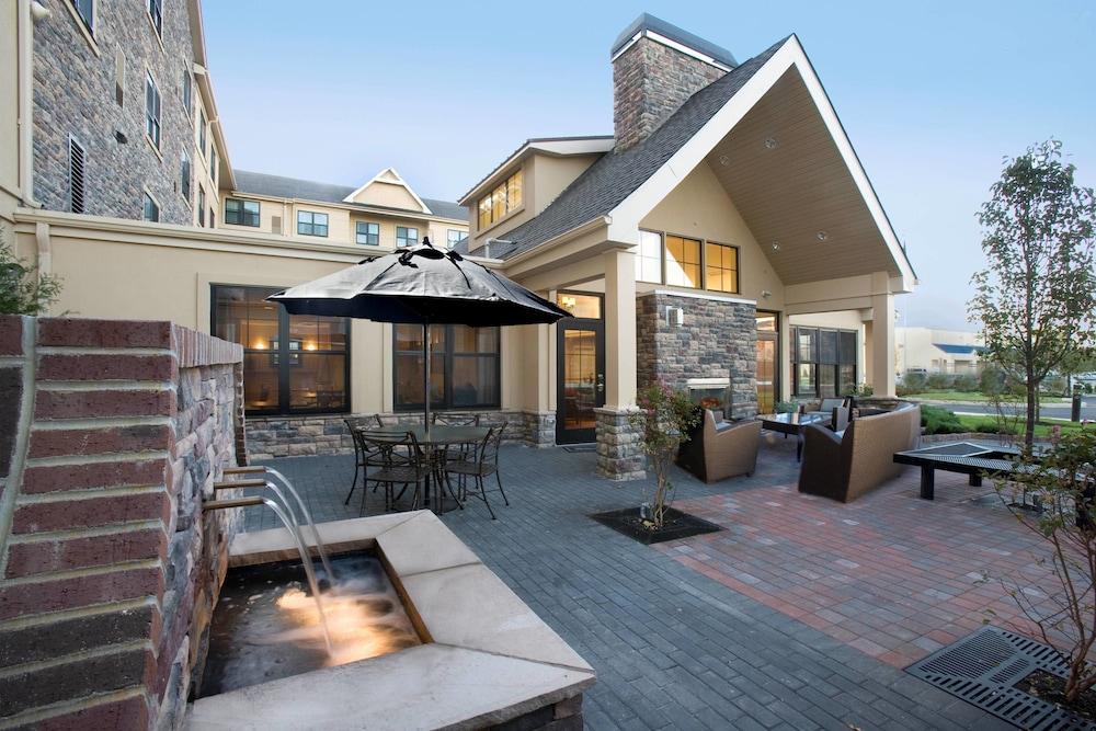 Residence Inn Dover — 2
