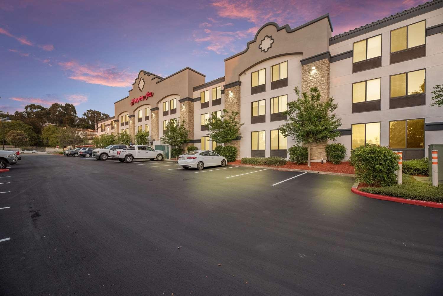 Hampton Inn Oakland-Hayward Ca — 7