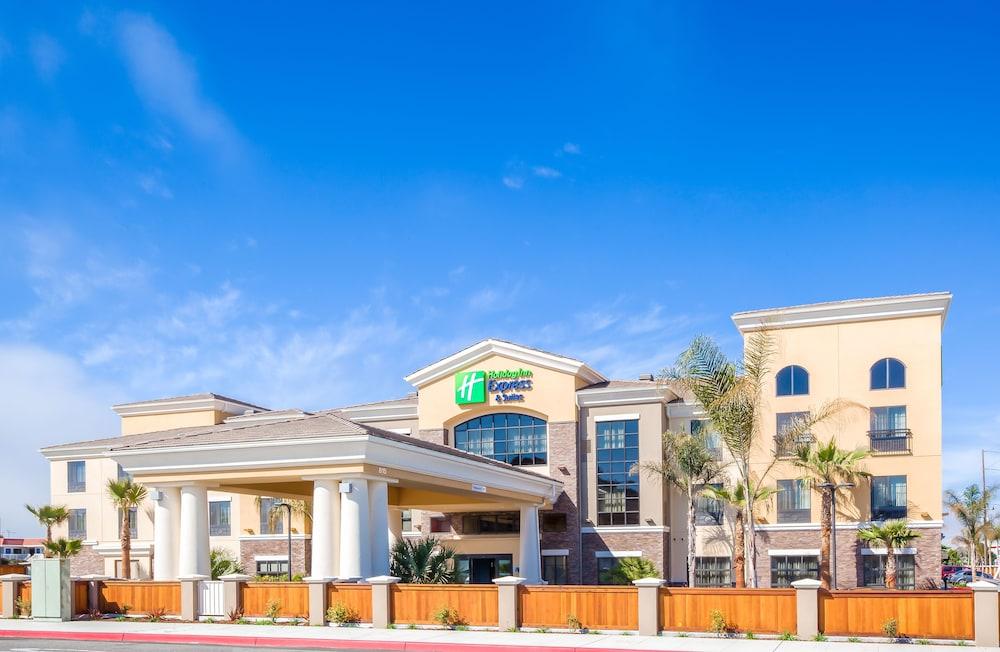 HOLIDAY INN EXPRESS AND SUITES EUREKA — 3