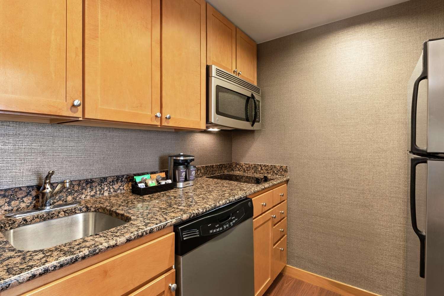 Homewood Suites by Hilton Allentown-West/Fogelsville, PA — 4