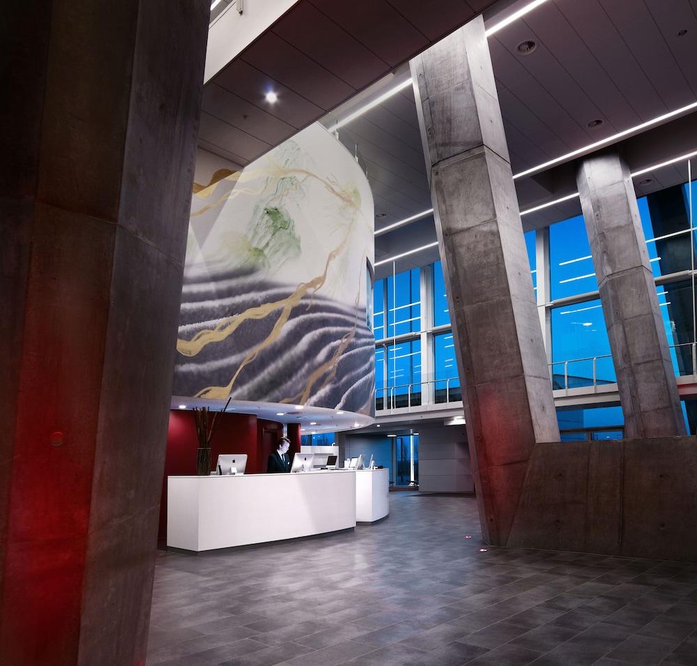 CROWNE PLAZA COPENHAGEN TOWERS — 9