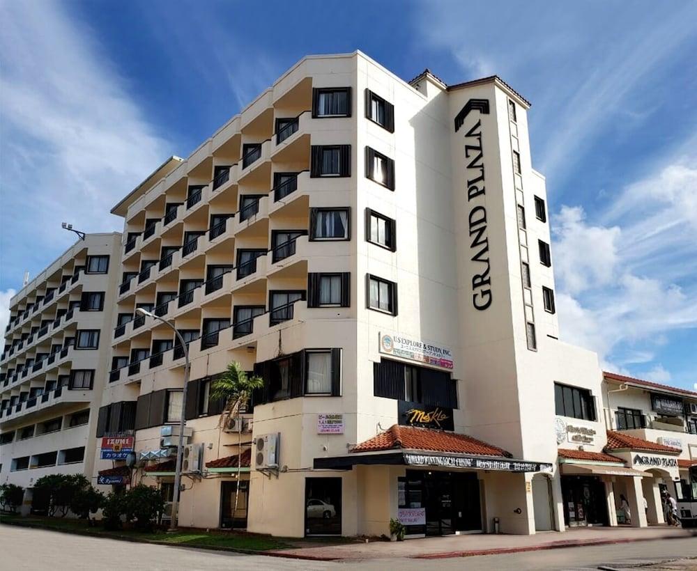 Grand Plaza Hotel