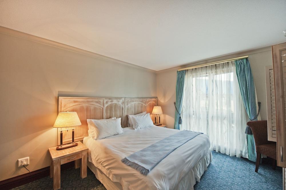 PROTEA HOTEL PELICAN BAY — 10