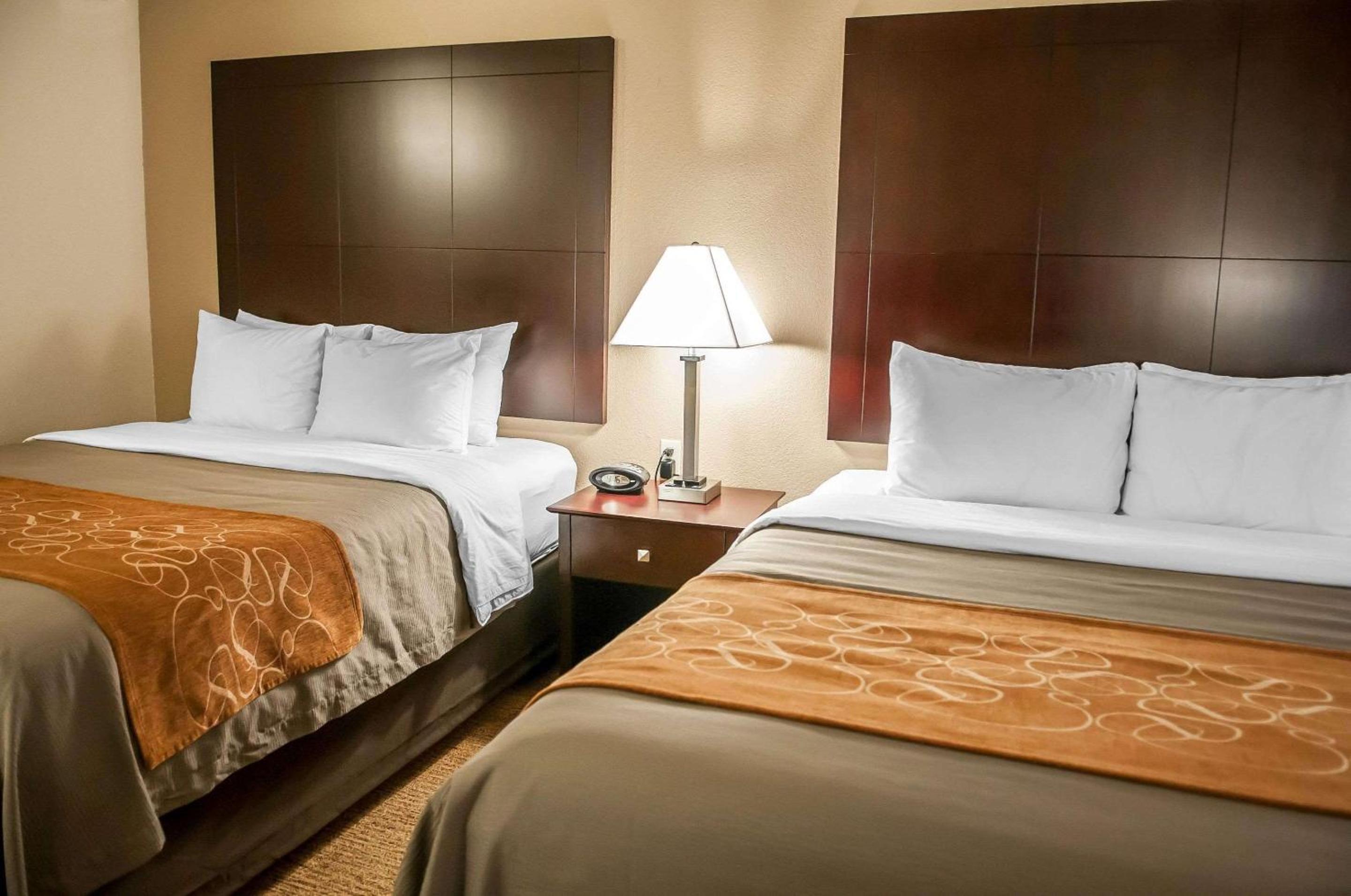 Comfort Suites Albuquerque/North Journal Center — 10