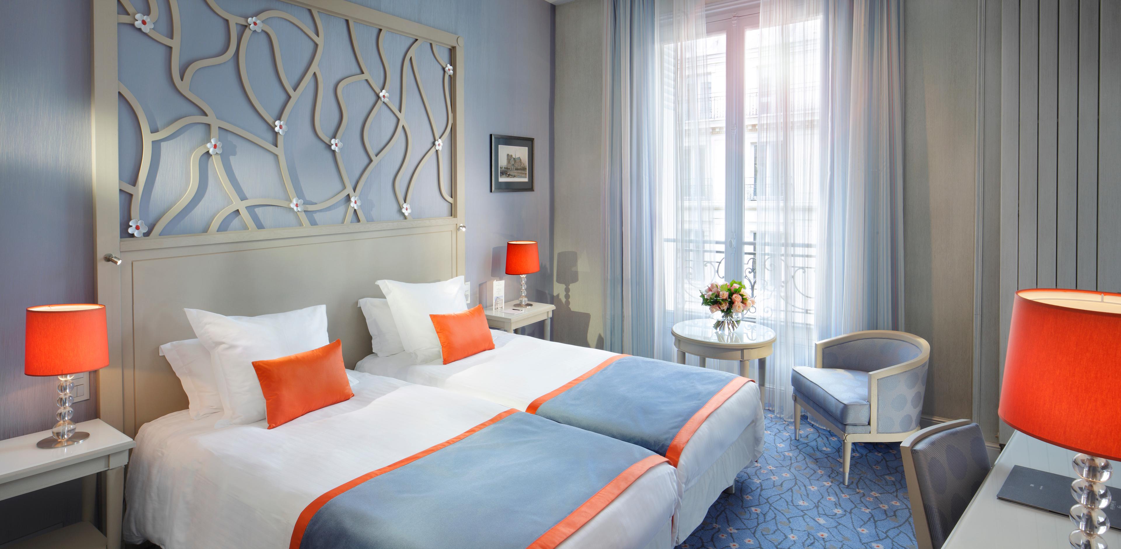 Chateau Frontenac Hotel 7034 — 9
