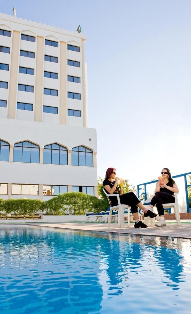 Muscat Holiday — 9