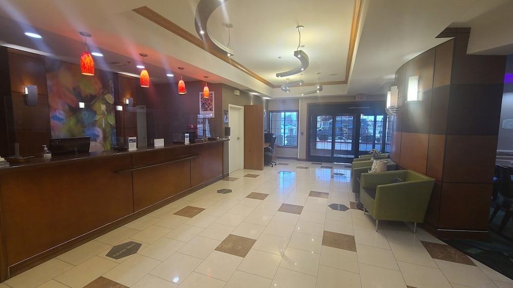 Best Western Hesperia Victorville Suites — 7