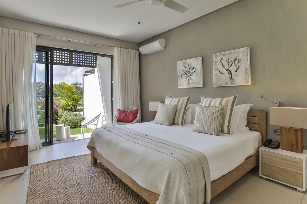 The Bay Club at Anahita — 6