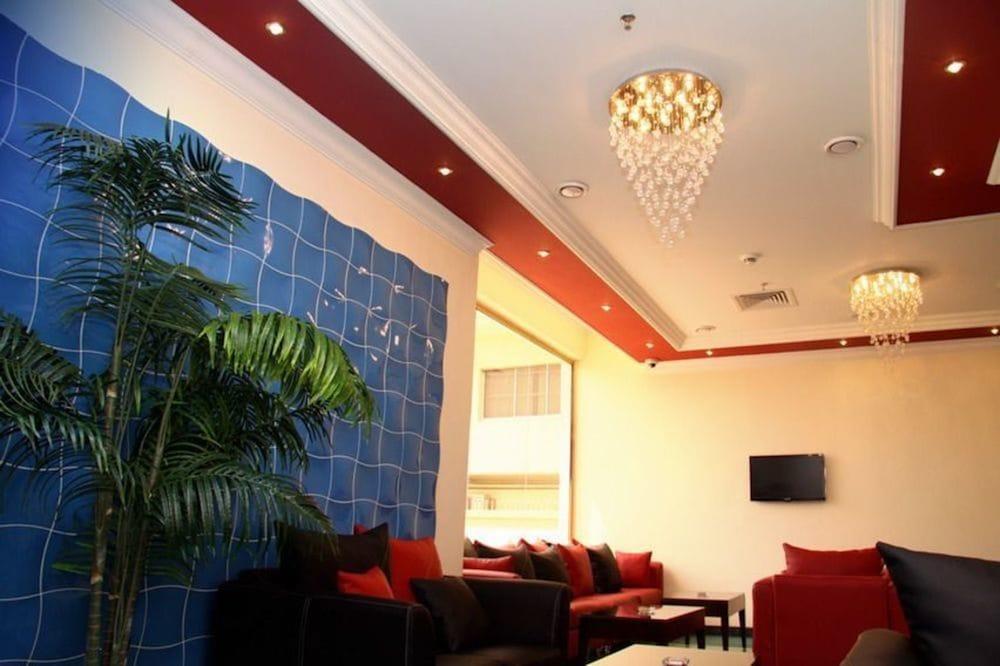 Chesney Hotel — 8