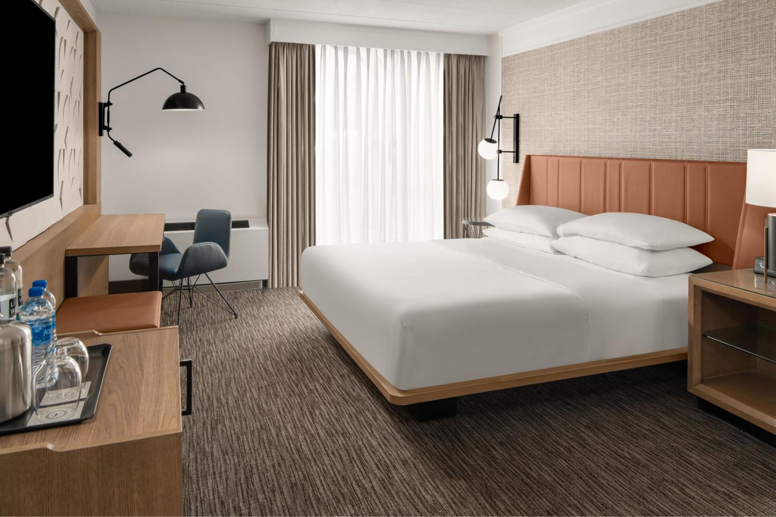 SHERATON MILWAUKEE BROOKFIELD HOTEL — 7