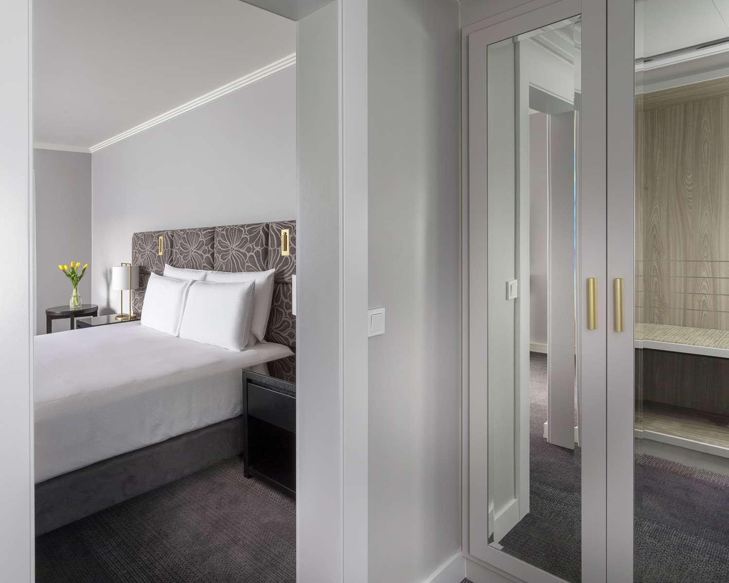 Hilton Prague Old Town — 9