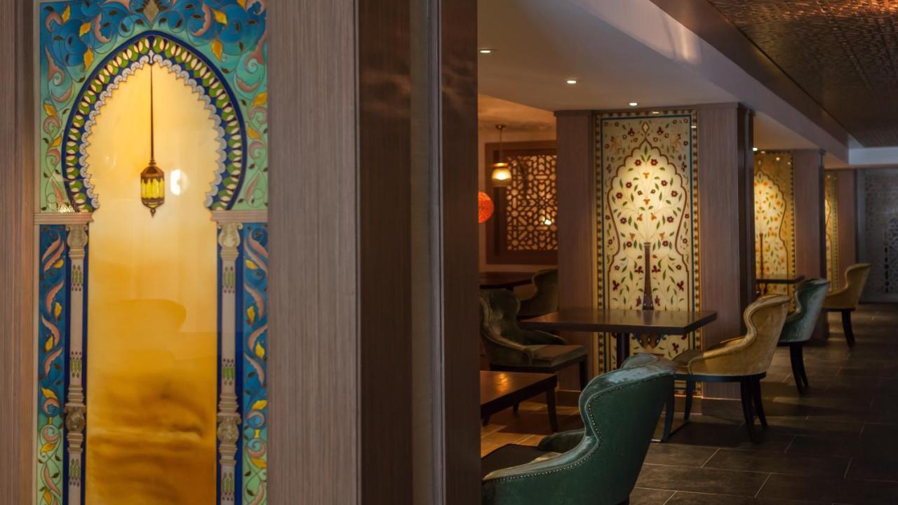 Radisson Blu Hotel & Convention Center, Tunis 129104 — 6