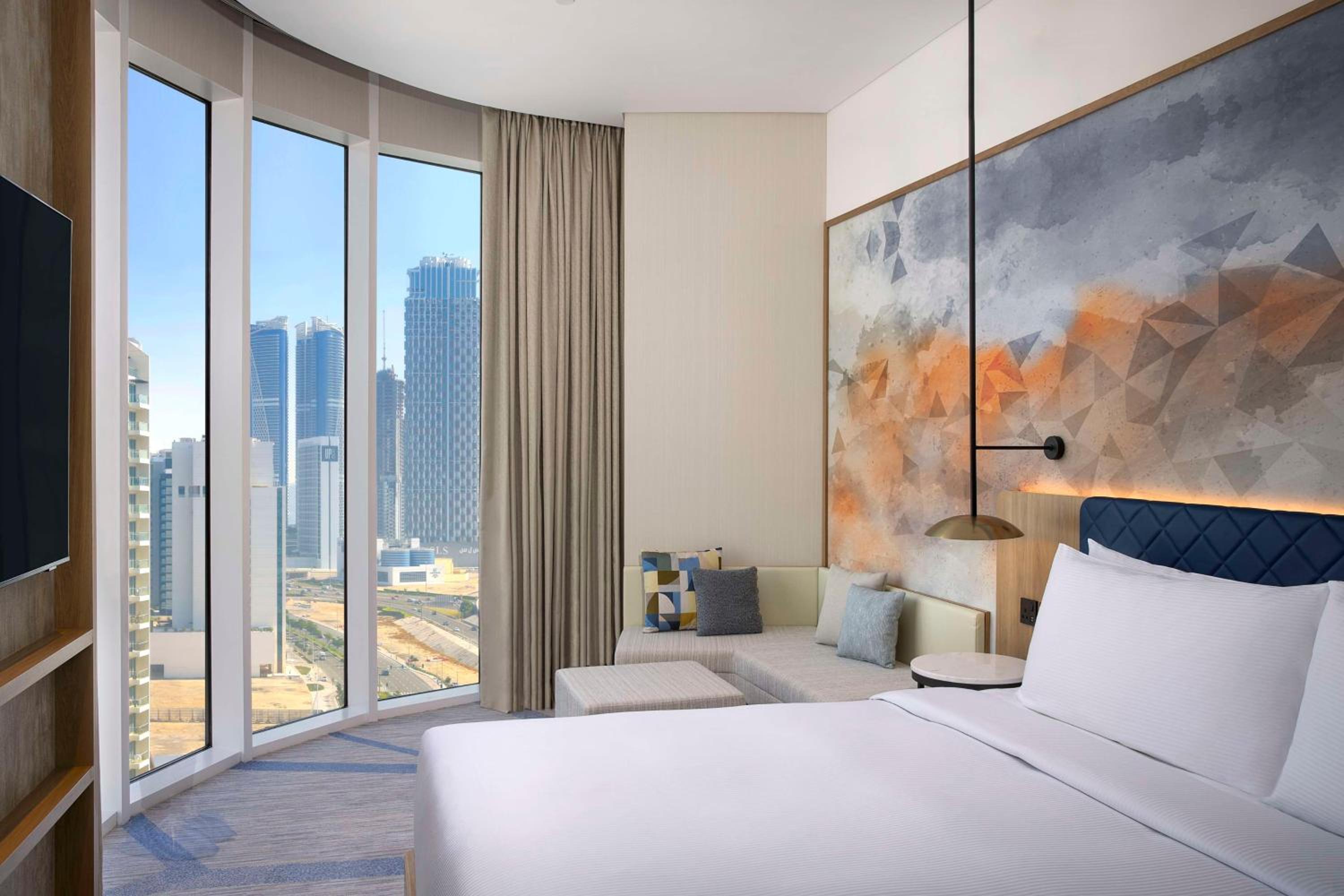 Hilton Garden Inn Dubai Business Bay — 8