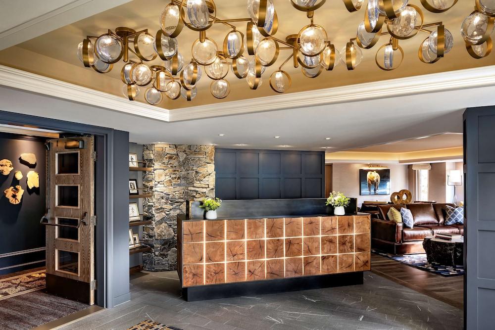 Fairmont Chateau Whistler 3324 — 10
