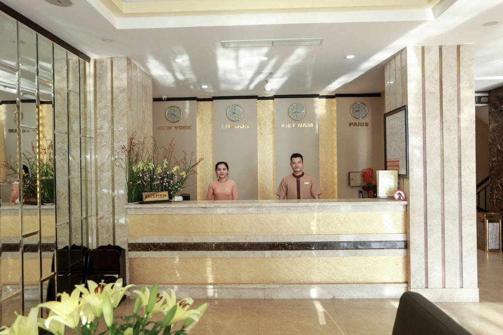 Kay Hotel — 4