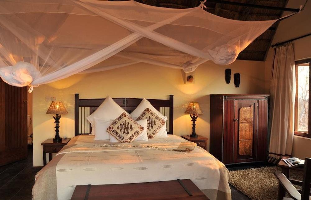 MUCHENJE SAFARI LODGE(T) — 4