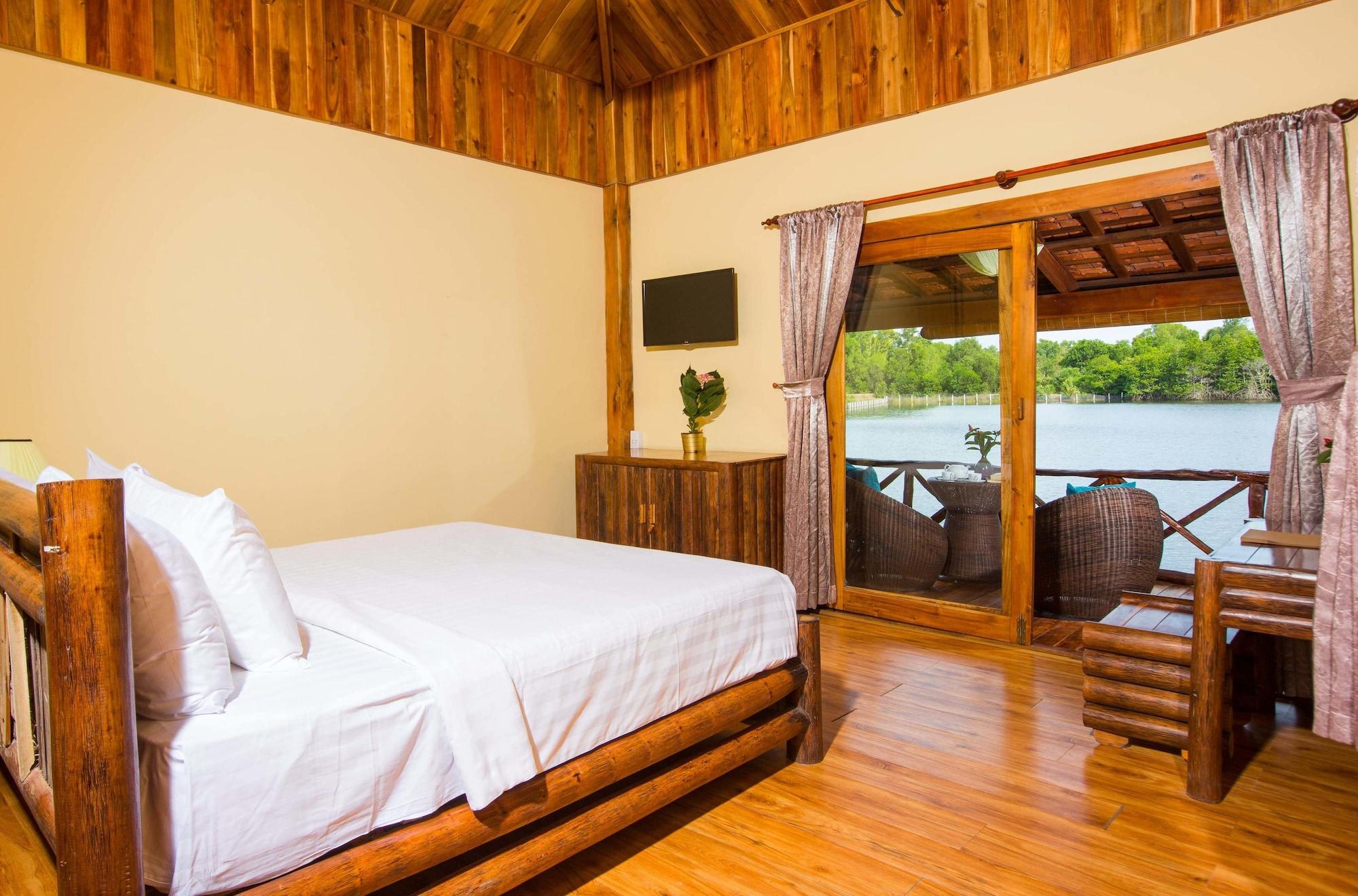 Chez Carole Beach Resort — 5