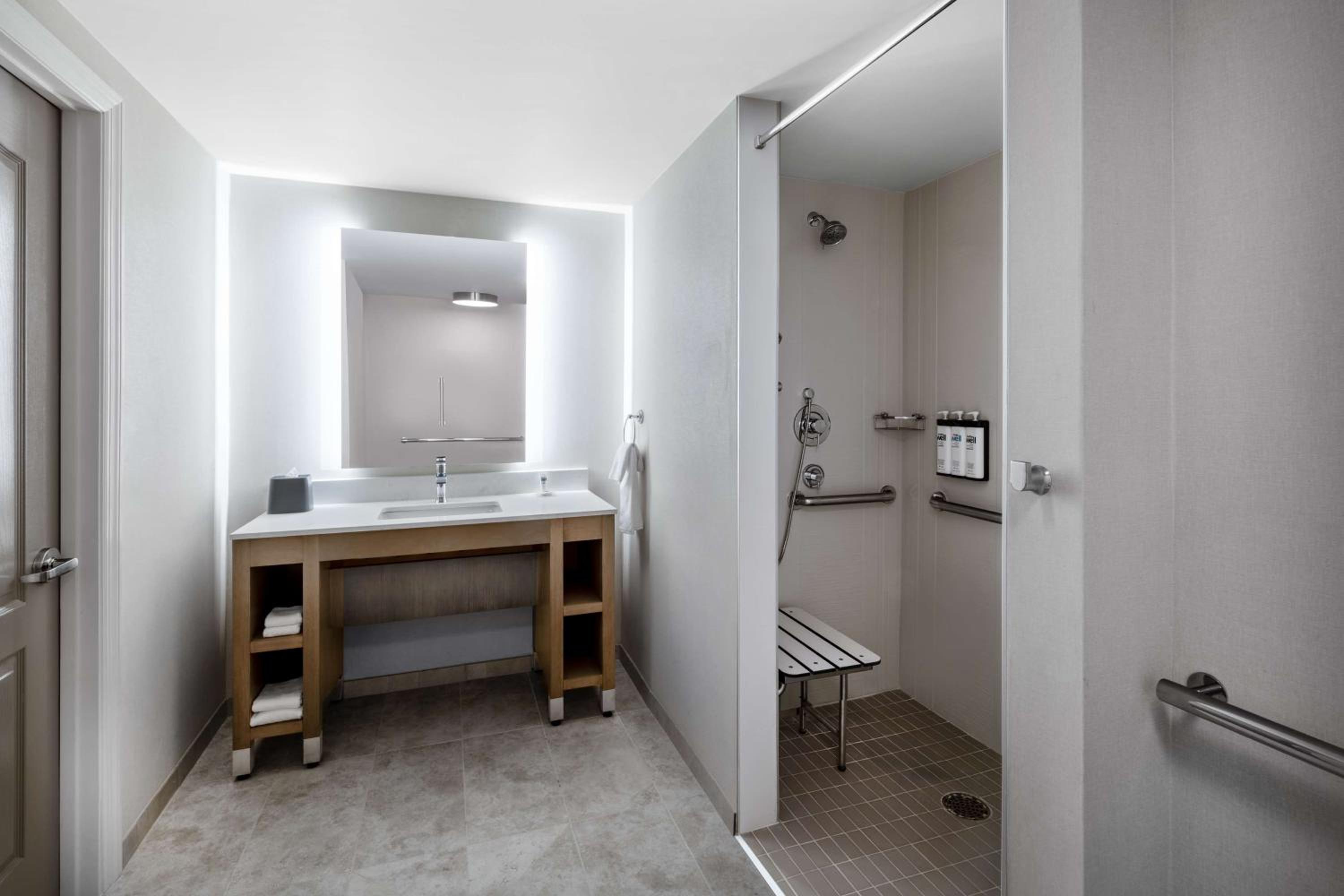 Hyatt House Colorado Springs Airport — 10