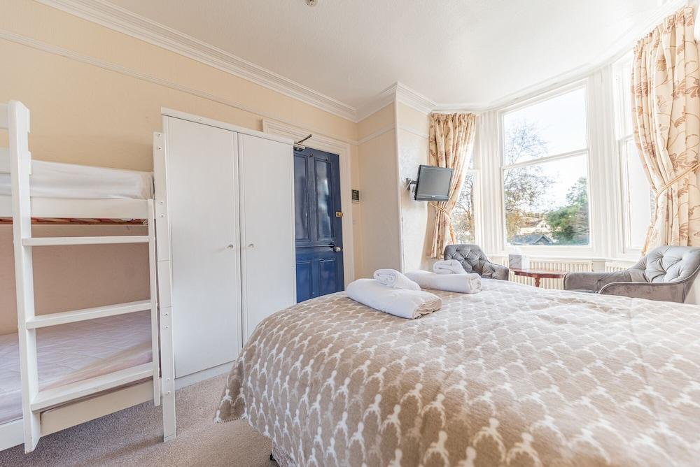 Rayrigg Villa Guesthouse — 9