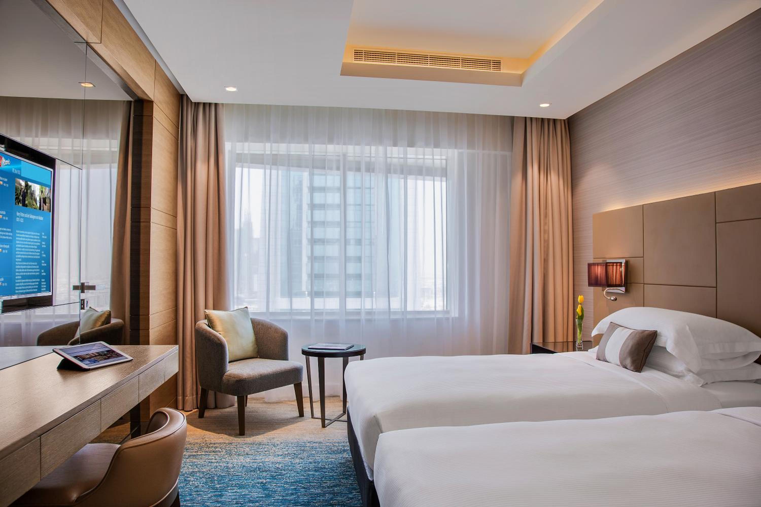 Staybridge Suites Dubai Financial Centre, an IHG Hotel — 8