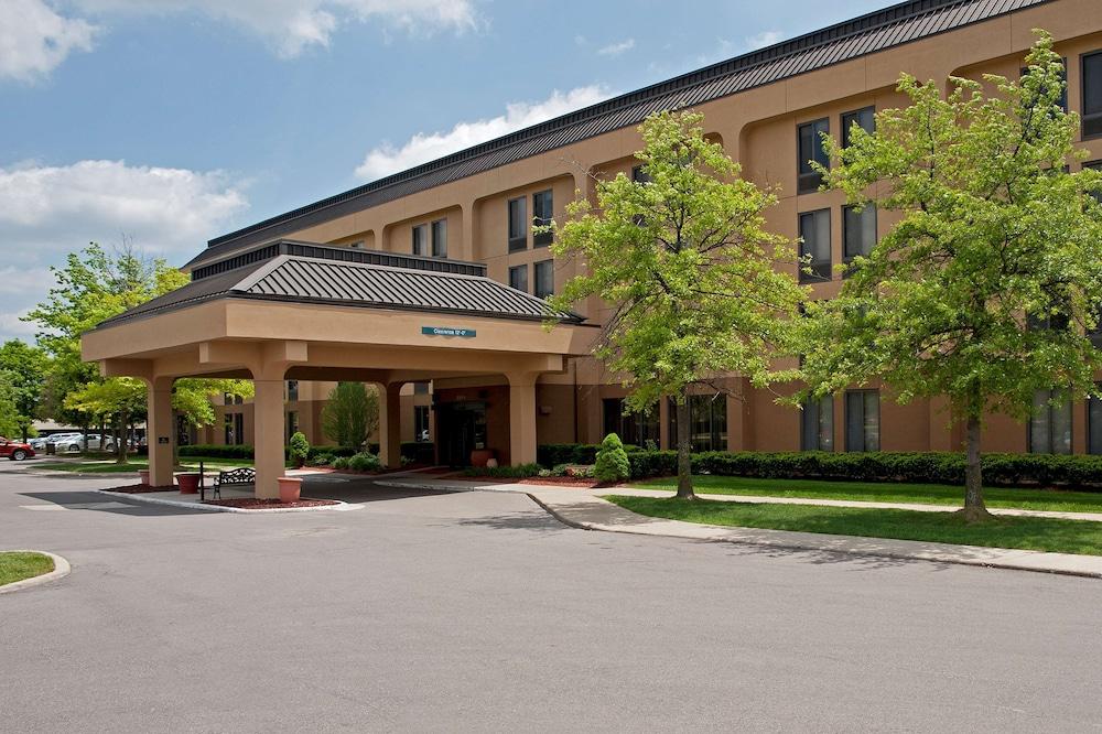 Larkspur Landing Hotel Ann Arbor — 9