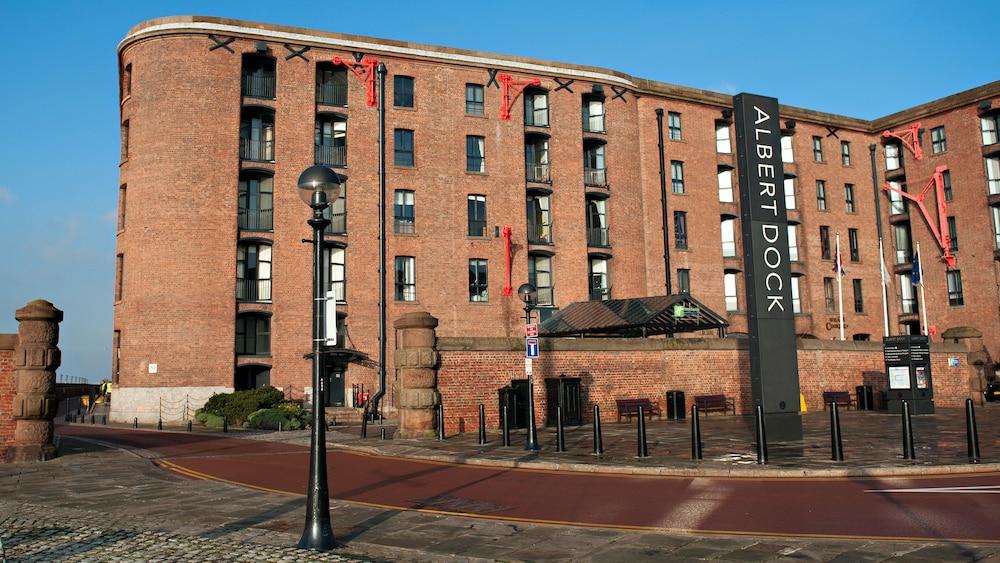 Holiday Inn Express Liverpool Royal Albert Dock — 6