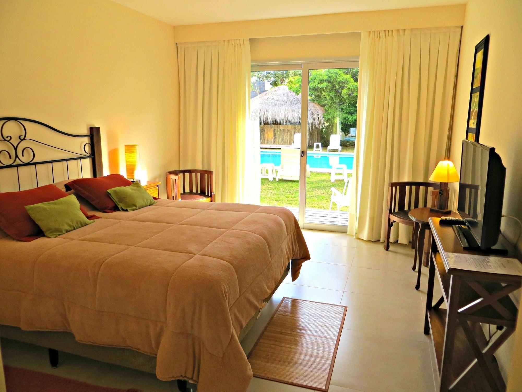 Petit Château Hotel Boutique — 10