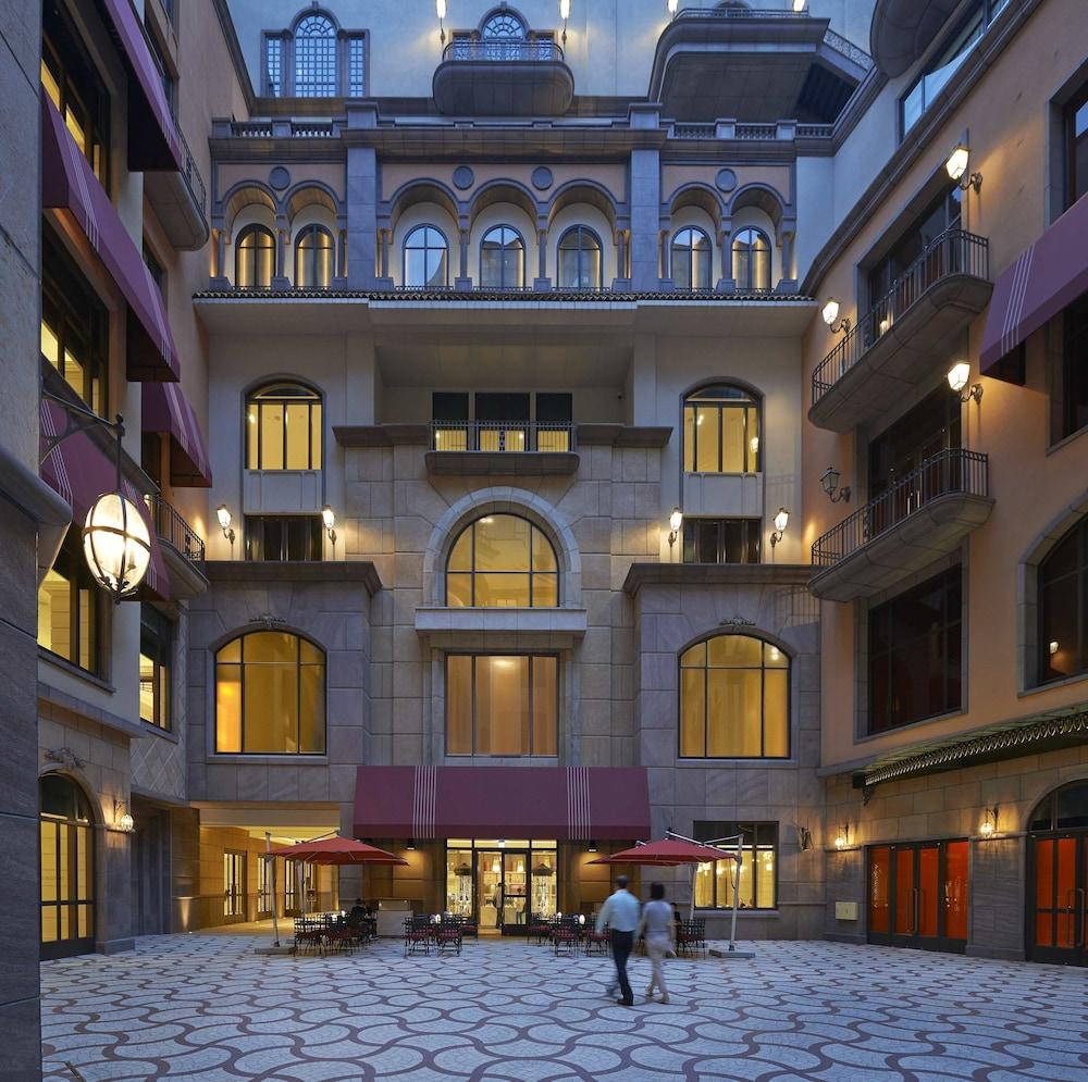 Mandarin Oriental Taipei 882325 — 4