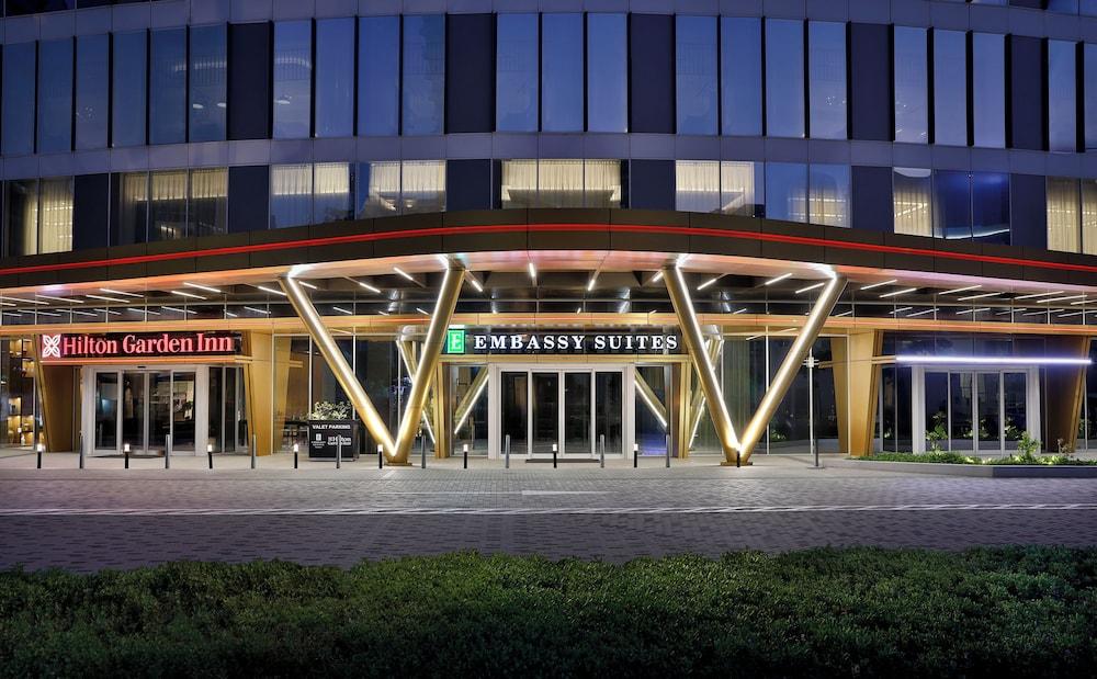 Hilton Garden Inn Dubai Business Bay — 3