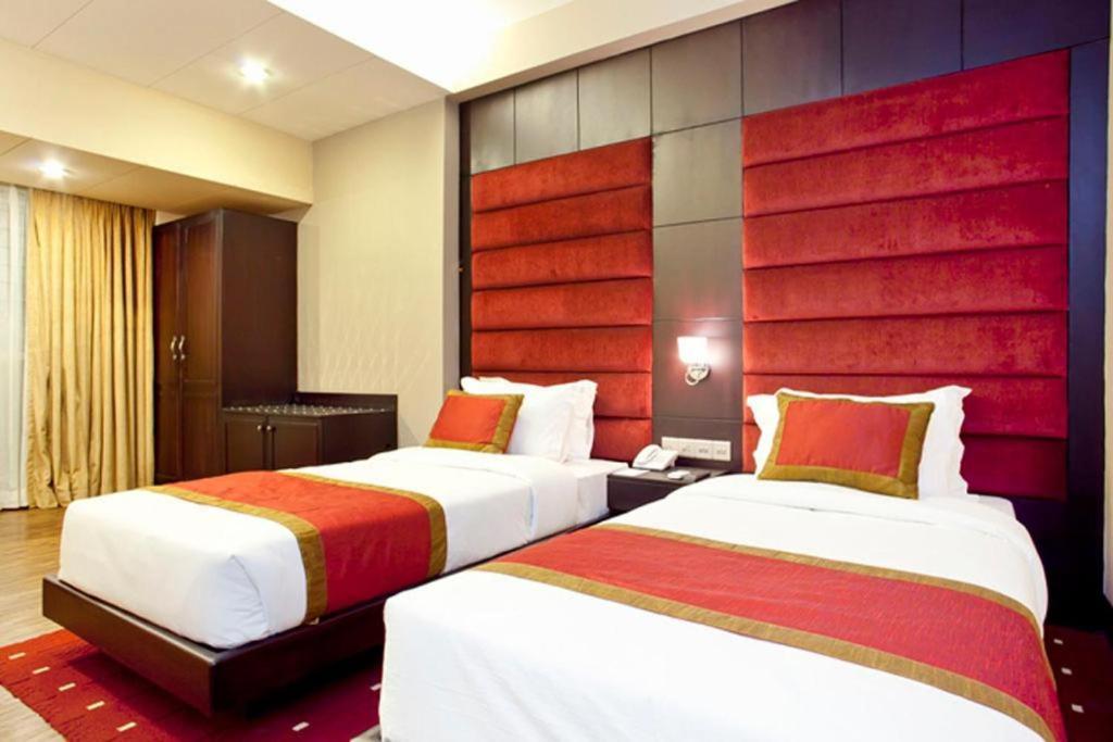 West Park Inn — 9