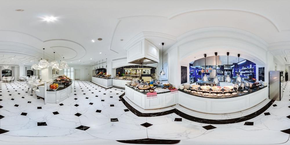 Fairmont Grand Hotel Kyiv — 6