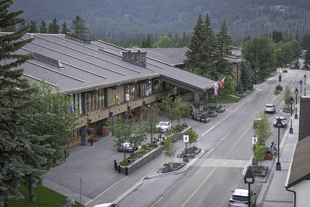 Banff Park Lodge — 5