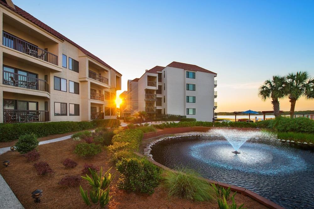 Marriott's Harbour Point and Sunset Pointe at Shelter Cove — 10