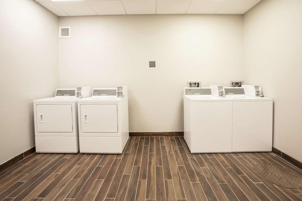 Homewood Suites by Hilton Albuquerque-Journal Center — 6