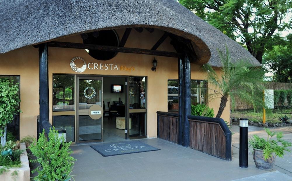 Cresta Riley's — 6