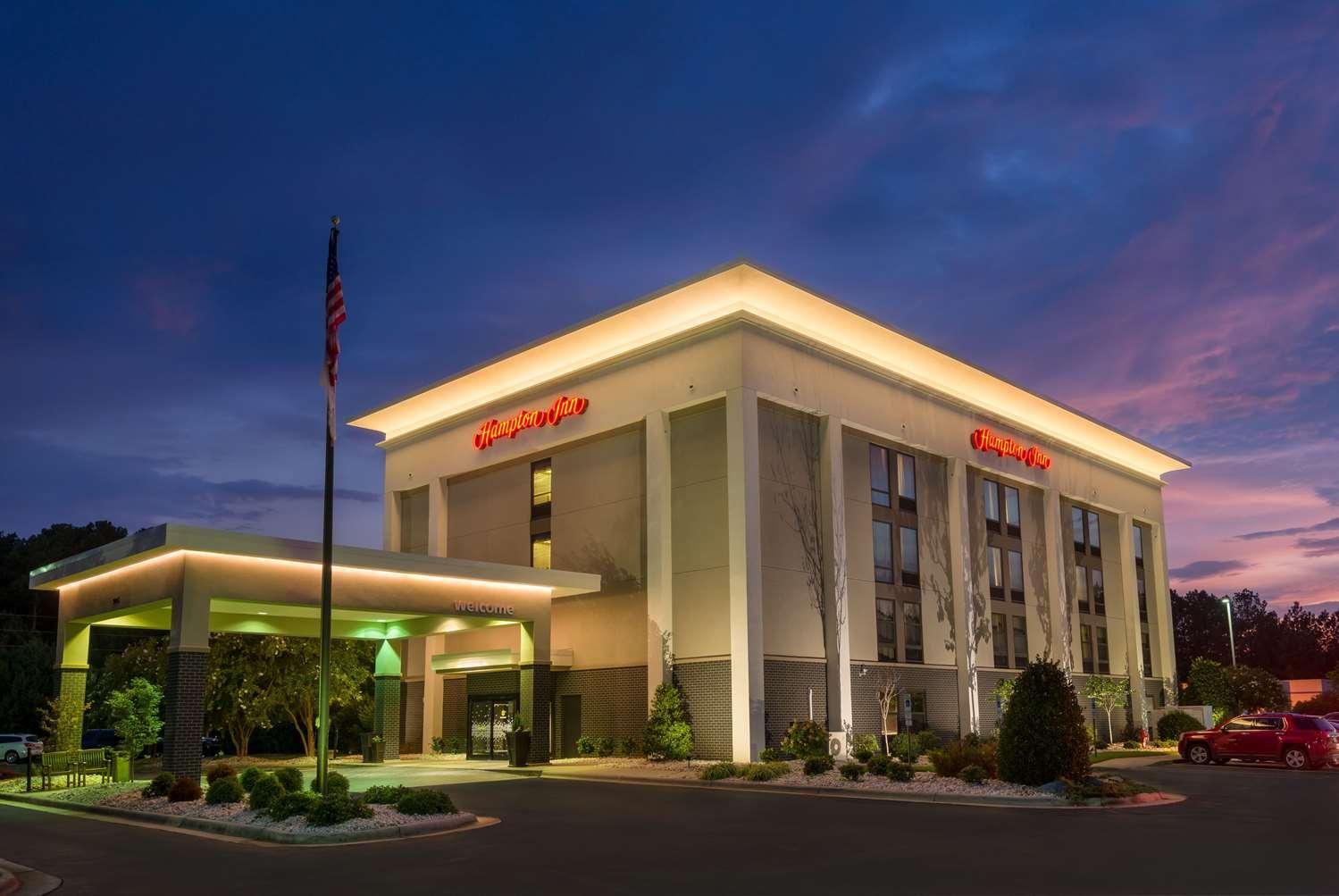 Hampton Inn Goldsboro — 8