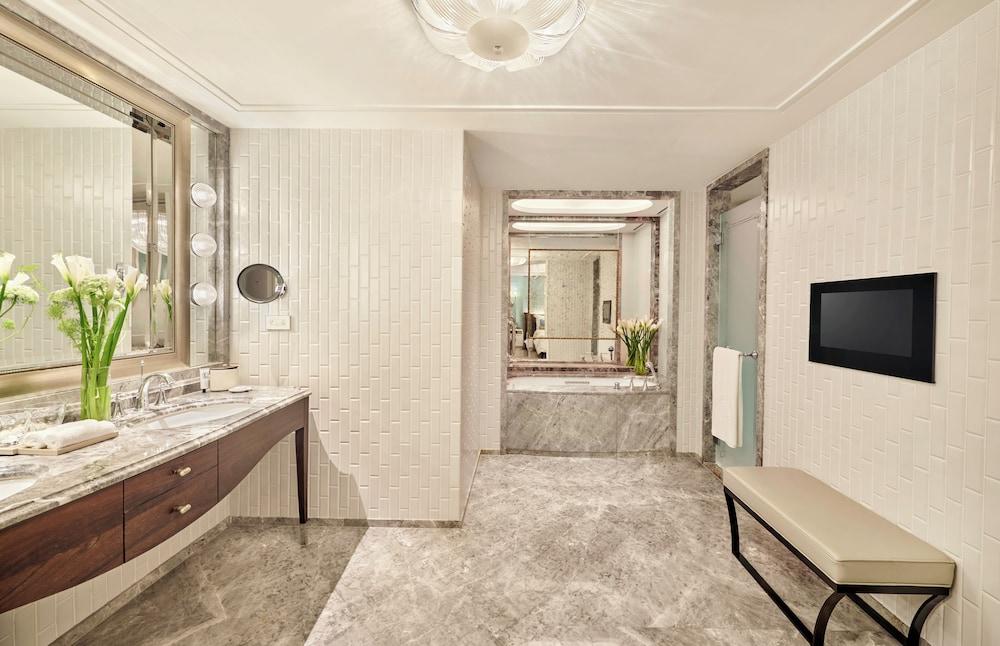 Mandarin Oriental Taipei 882325 — 10