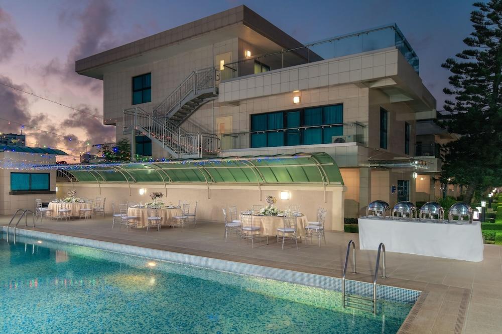 Protea Hotel By Marriott Lagos Kuramo Waters — 8