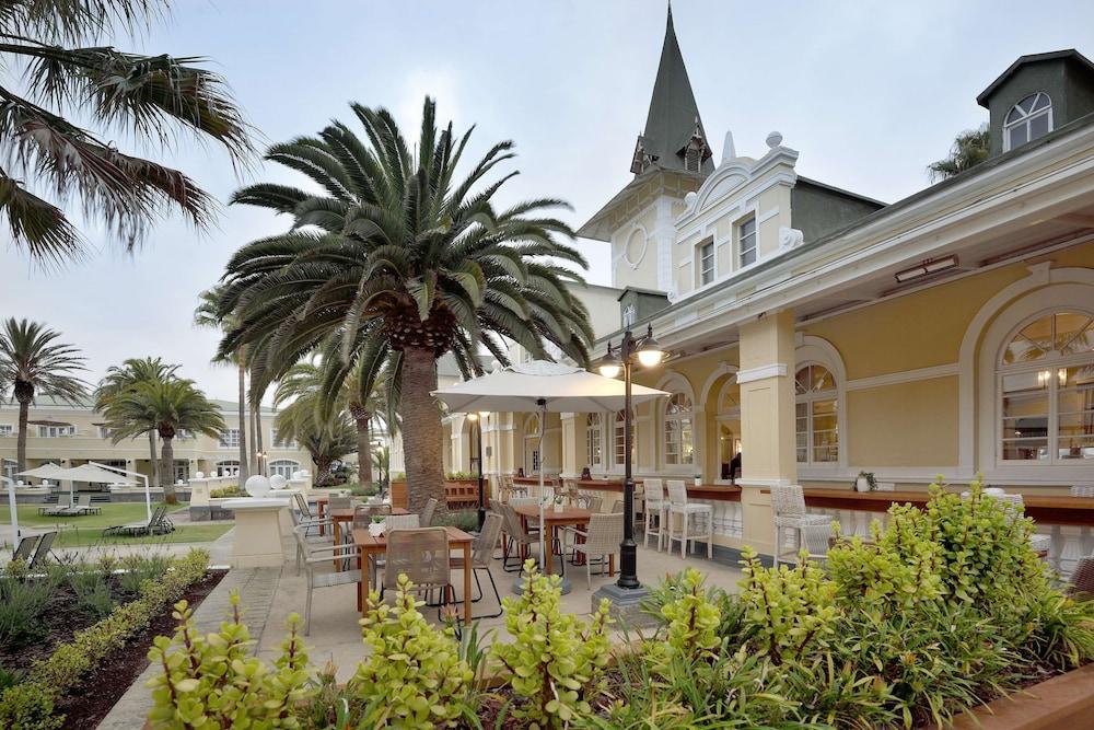 Swakopmund Hotel and Entertainment Centre