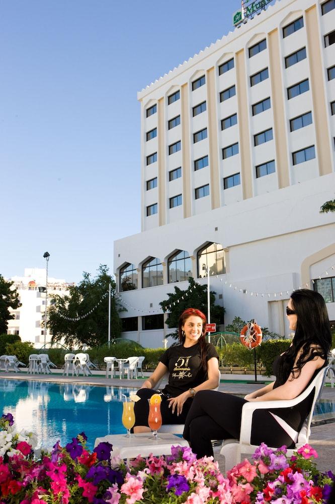 Muscat Holiday — 7