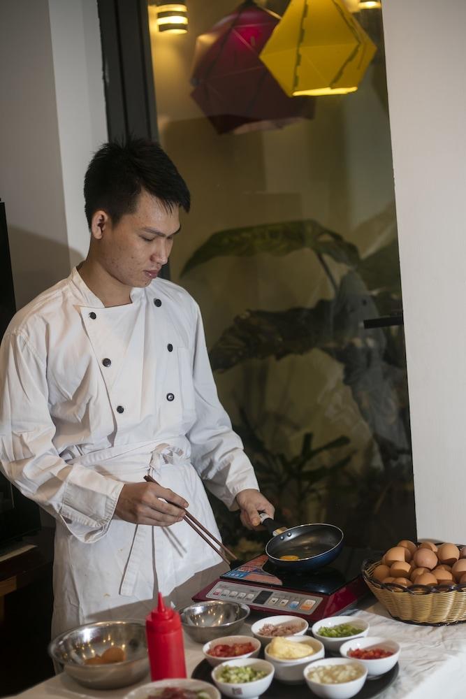 Au Coeur d'Hanoi Boutique Hotel — 10