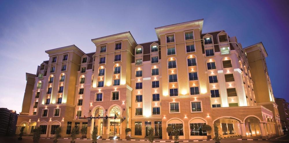 Avani Deira Dubai Hotel — 3