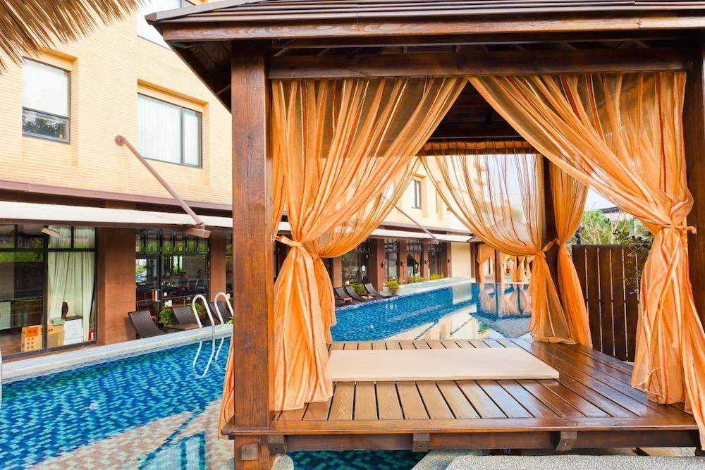The Loft Seaside Suites 884605 — 9